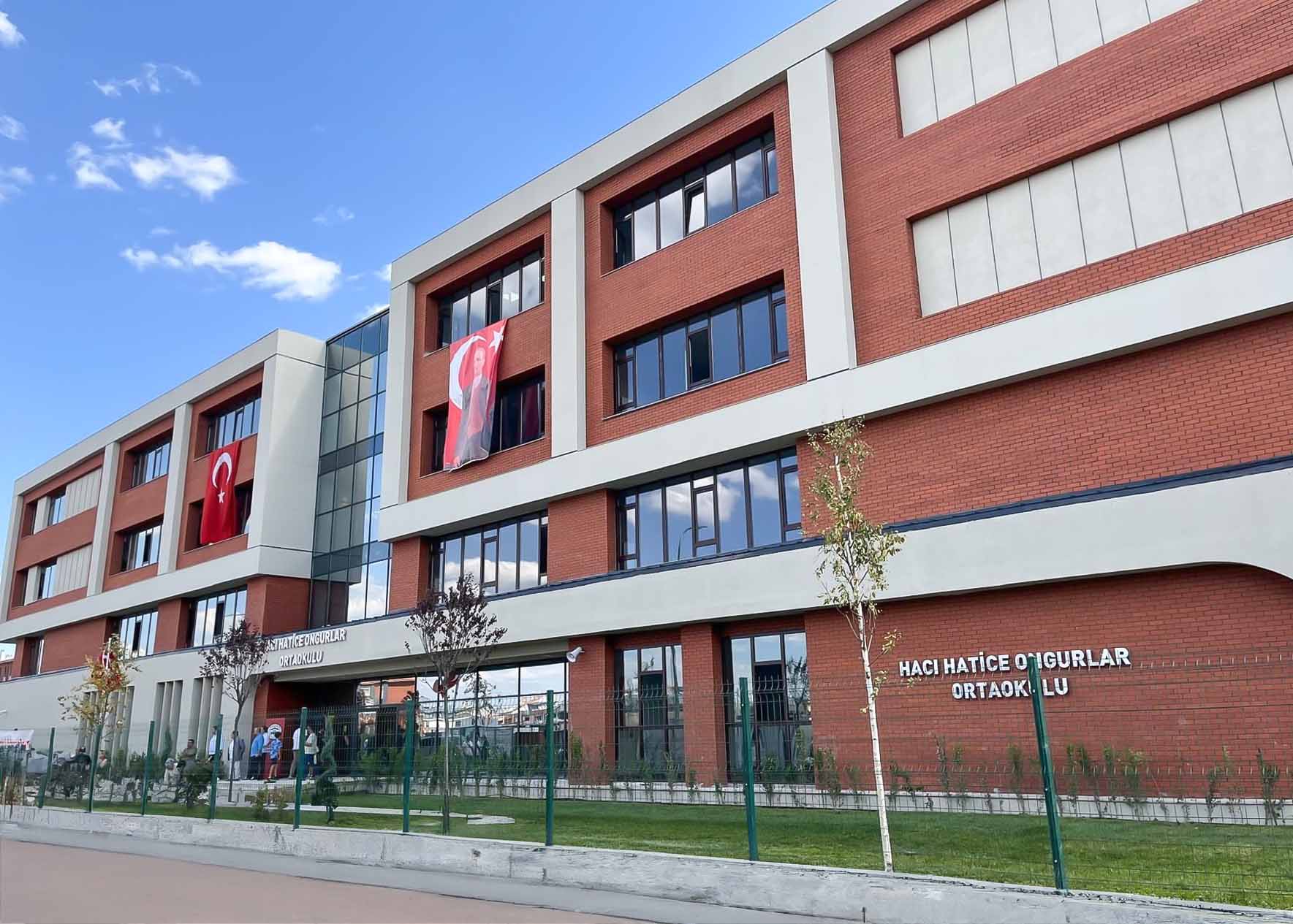 Hafız Mustafa 1864 Secondary School Opens in Eskisehir